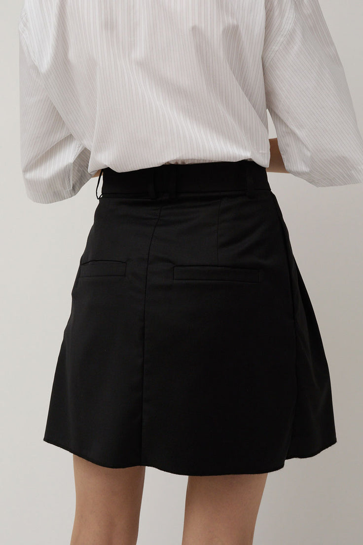 Highlight Studio Pleats Skirt in Black