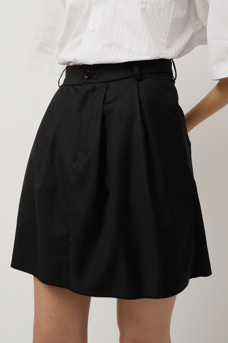 Highlight Studio Pleats Skirt in Black