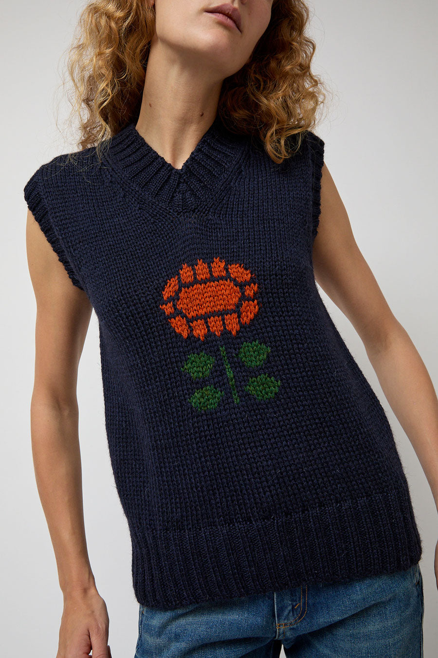 HOWLIN' Close to the Flower Vest in Navy