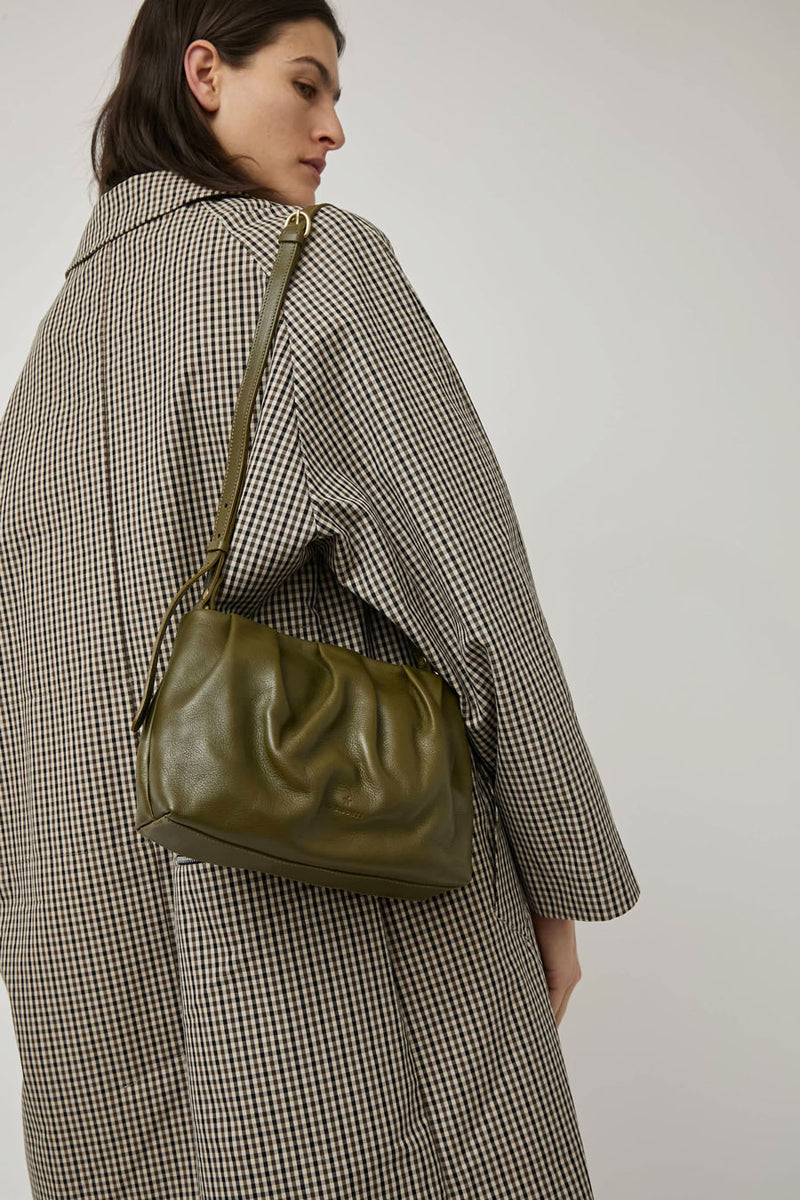 Il Bisonte Accademia Crossbody Bag in Verde Rugiada