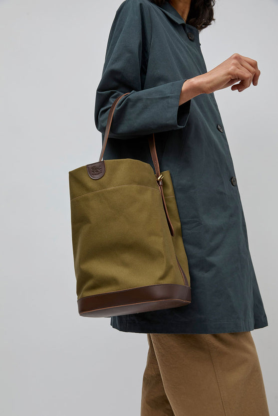 Il Bisonte Caramella Bucket Bag in Khaki and T. di Moro – No.6 Store