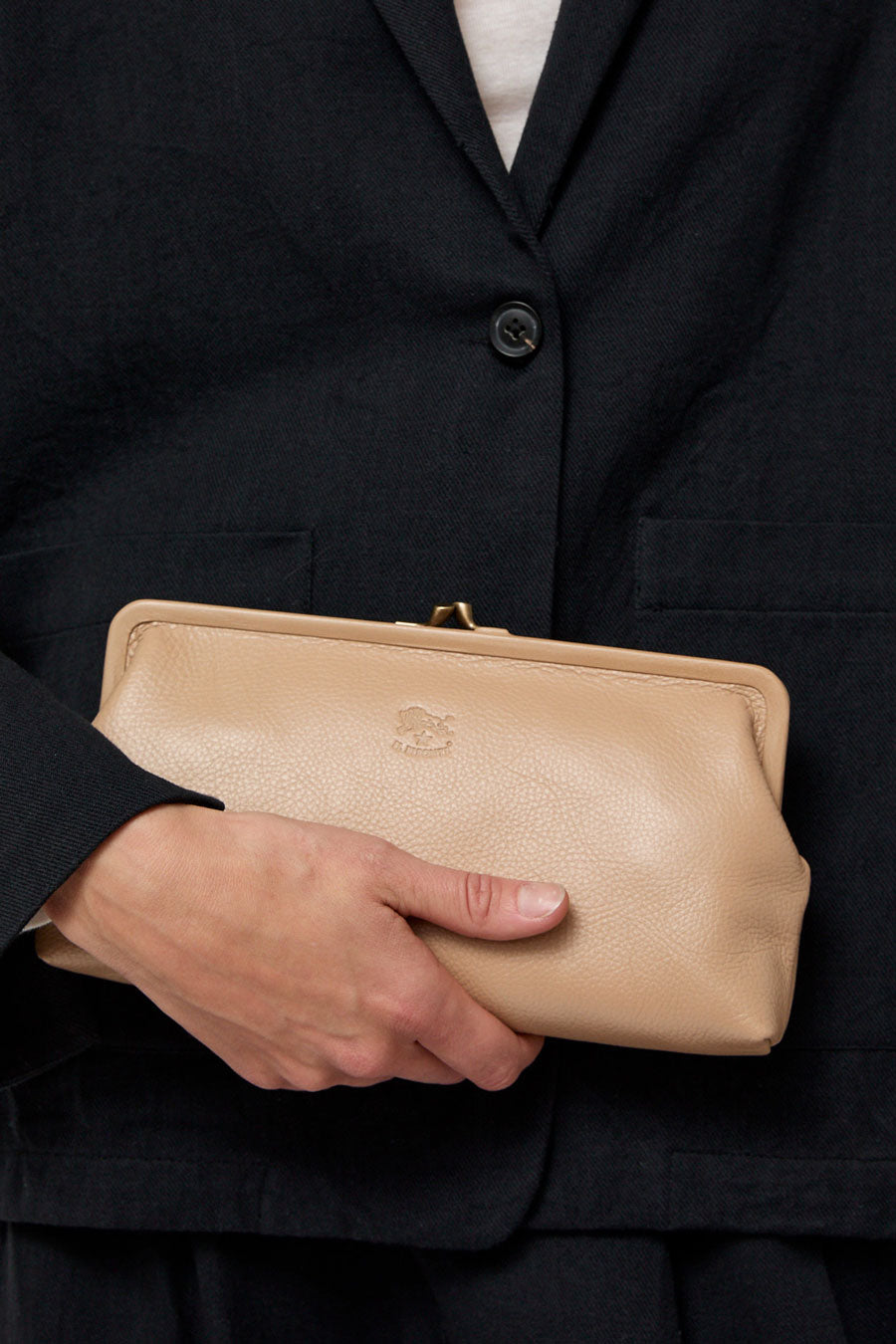 Il Bisonte Classic Clutch in Caffe Latte