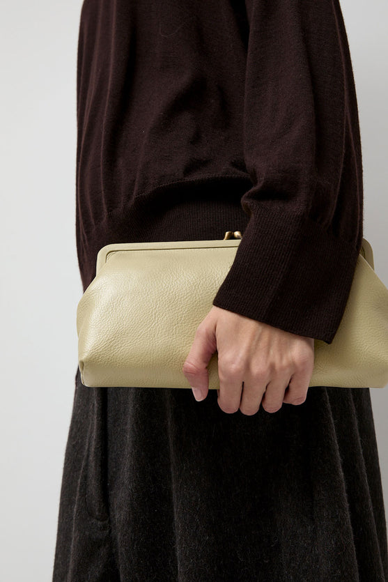 Il Bisonte Classic Clutch in Pistachio