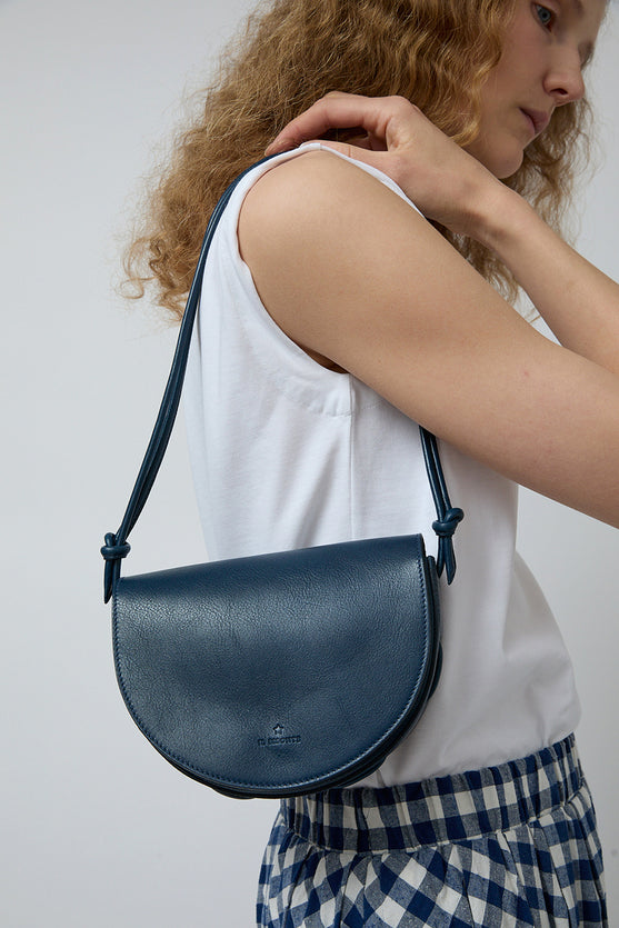 Il Bisonte Snodo Crossbody in Blu Oltremare