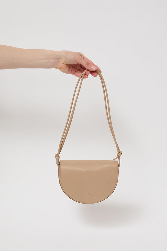 Il Bisonte Snodo Crossbody in Caffe Latte