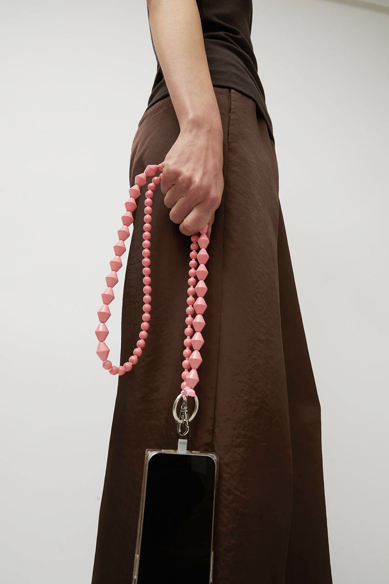 Ina Seifart Perlen Zickzack Phone Necklace in Blush