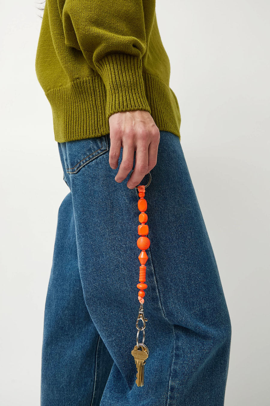 Ina Seifart Perlenmix Short Keyholder in Neon Orange