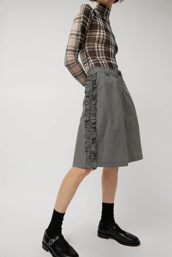 KkCo Ruffle Scoria Short in Black Plaid