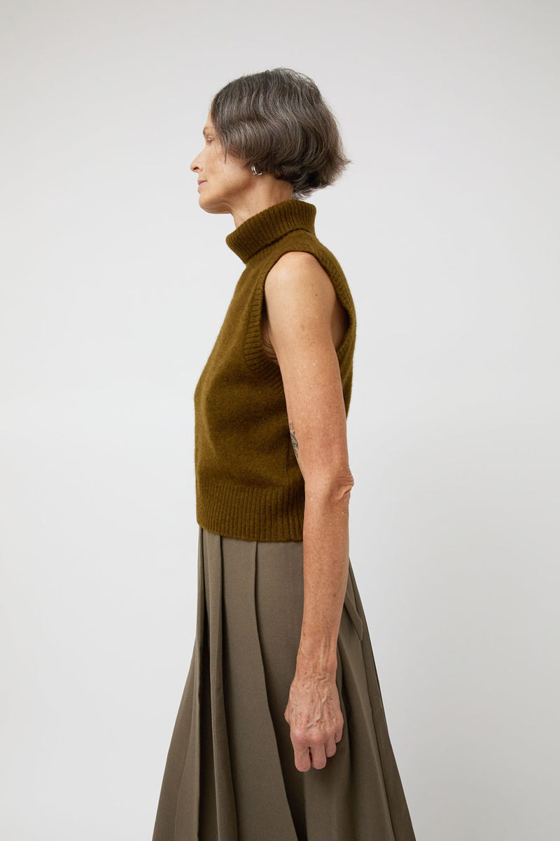 La Piscine Knit Turtle Vest in Khaki