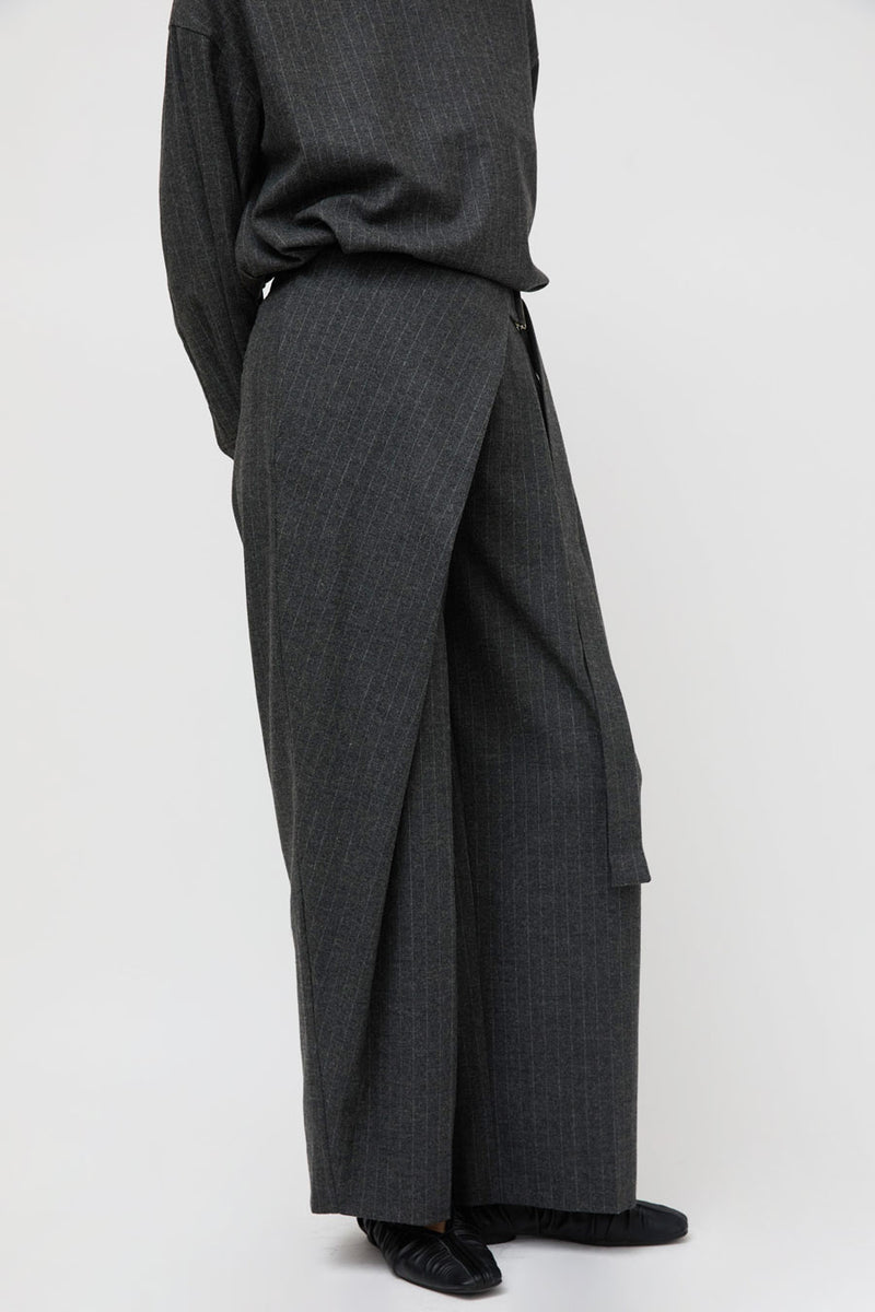 La Piscine Wrap Pants in Dark Grey
