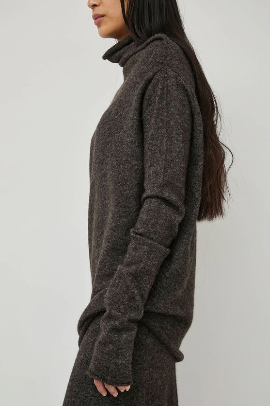 Lauren Manoogian Askew Funnel in Blackened – No.6 Store