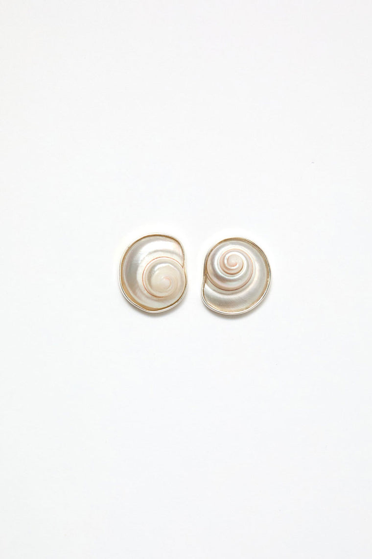 Le Chic Radical Seashell Studs in Silver
