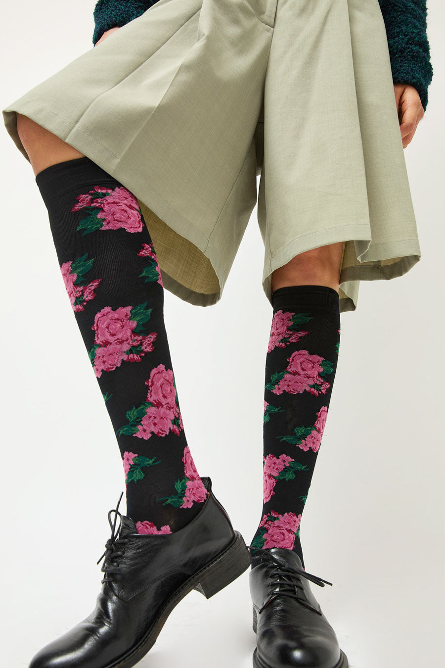 Leur Logette Rose Socks in Black