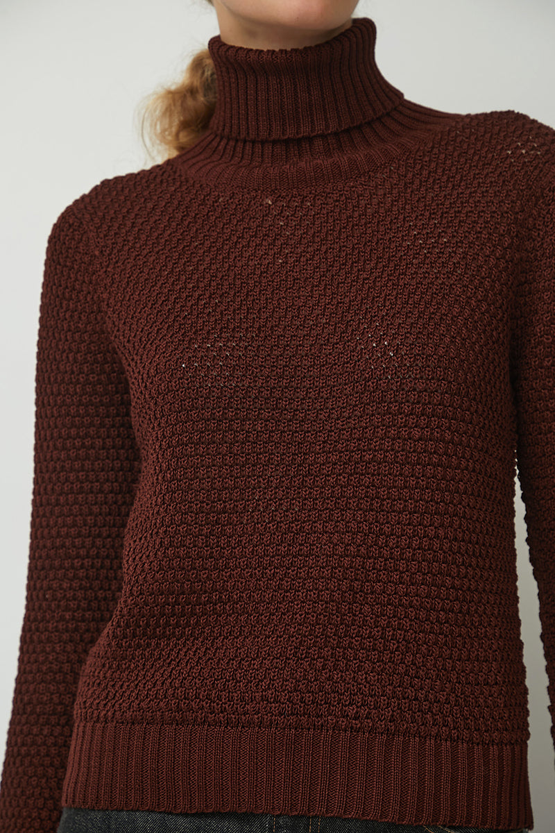 M Patmos Gabe Turtleneck in Berry