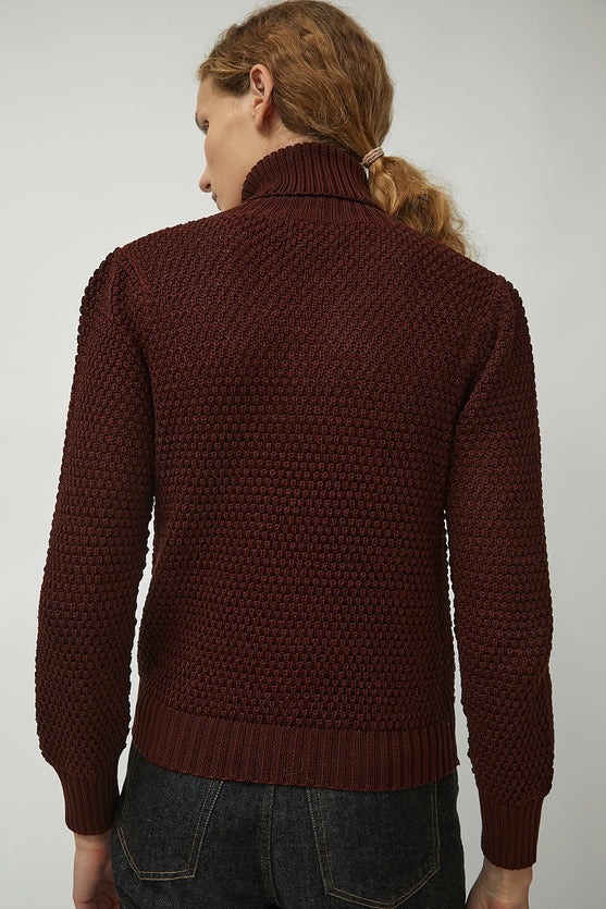 M Patmos Gabe Turtleneck in Berry