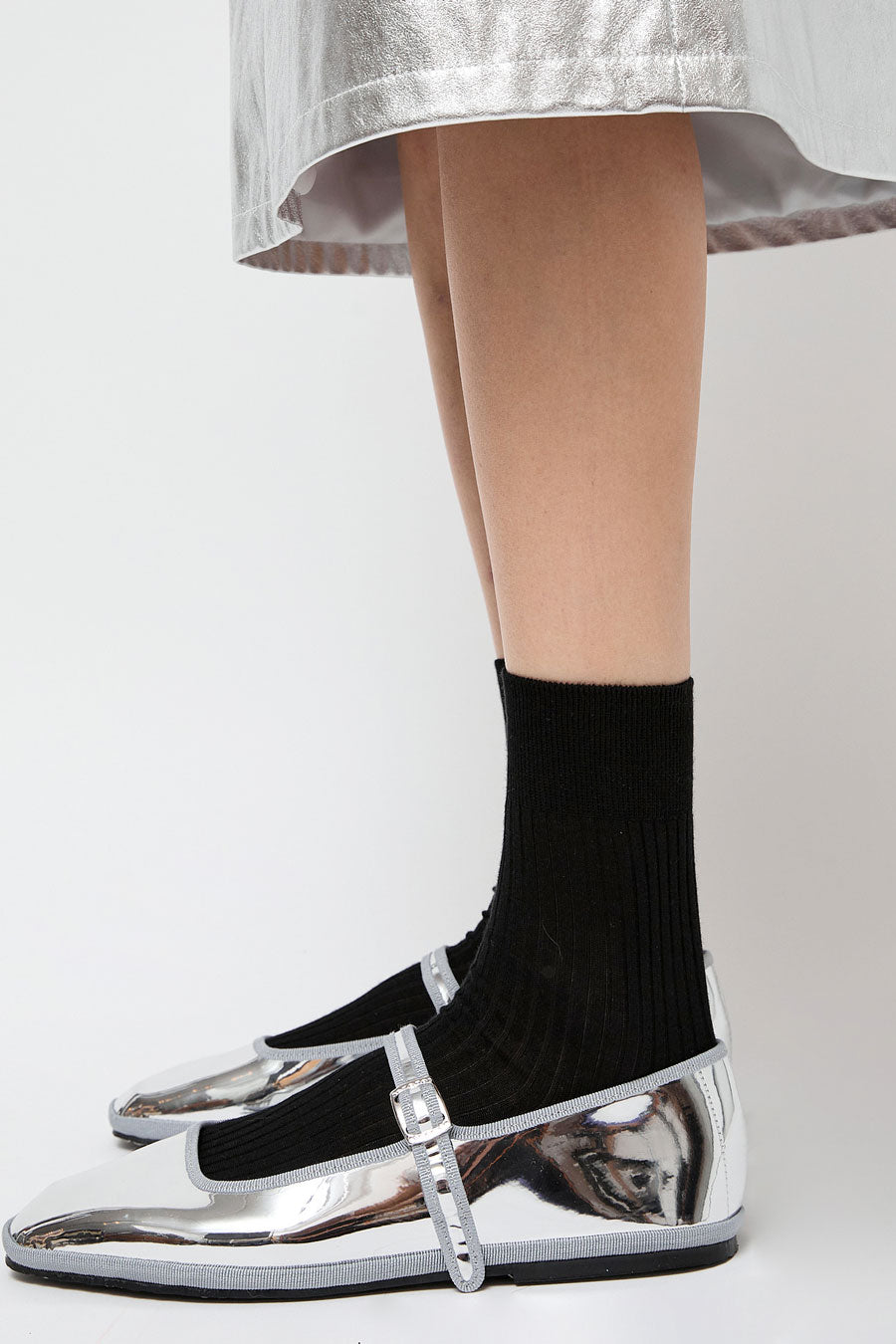 Maria La Rosa Ribbed Mid Calf Bio Cotton Socks in Nero