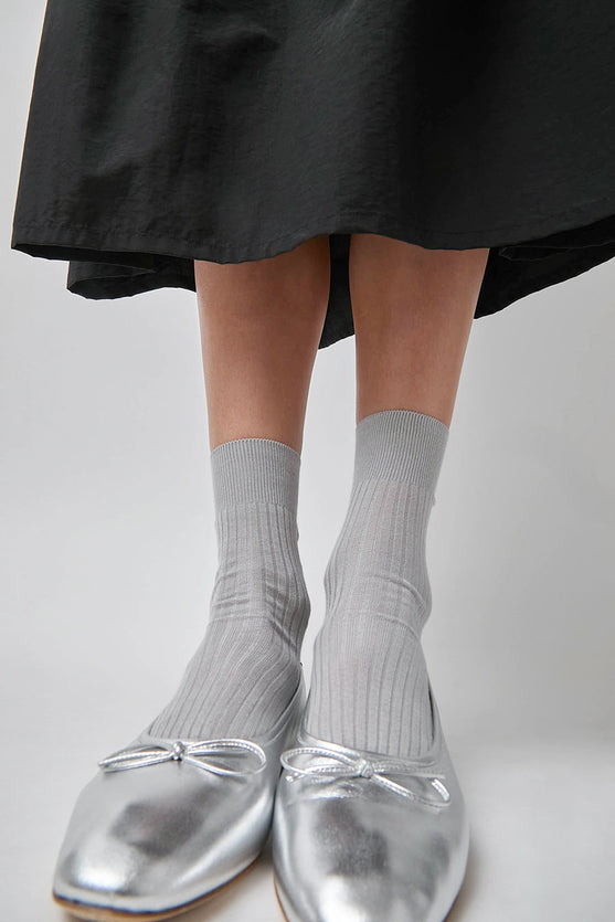 Maria La Rosa Ribbed Mid Calf Bio Cotton Socks in Pale Grey