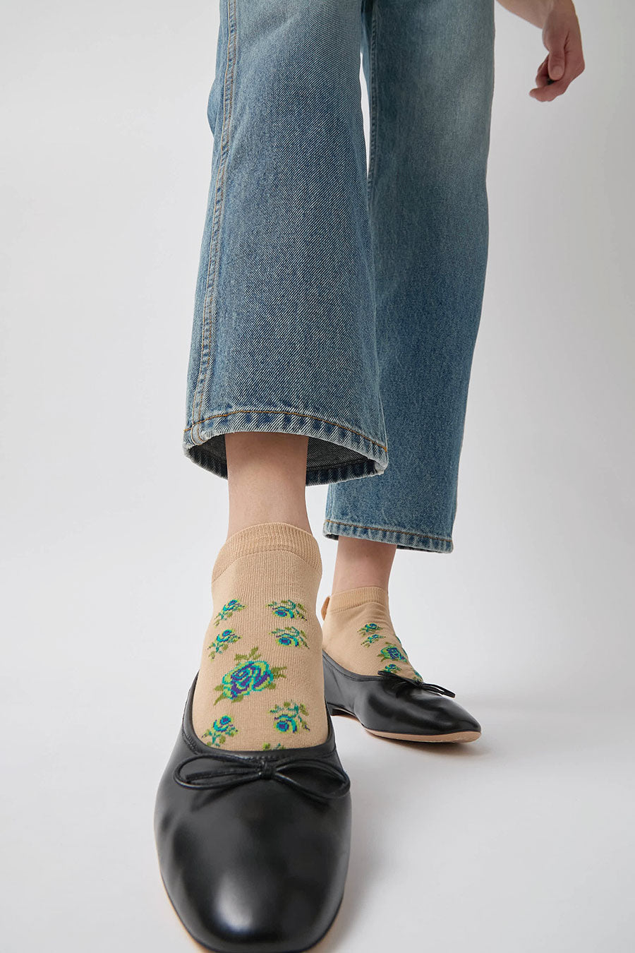 Maria La Rosa Rose Sneaker Socks in Cream and Green