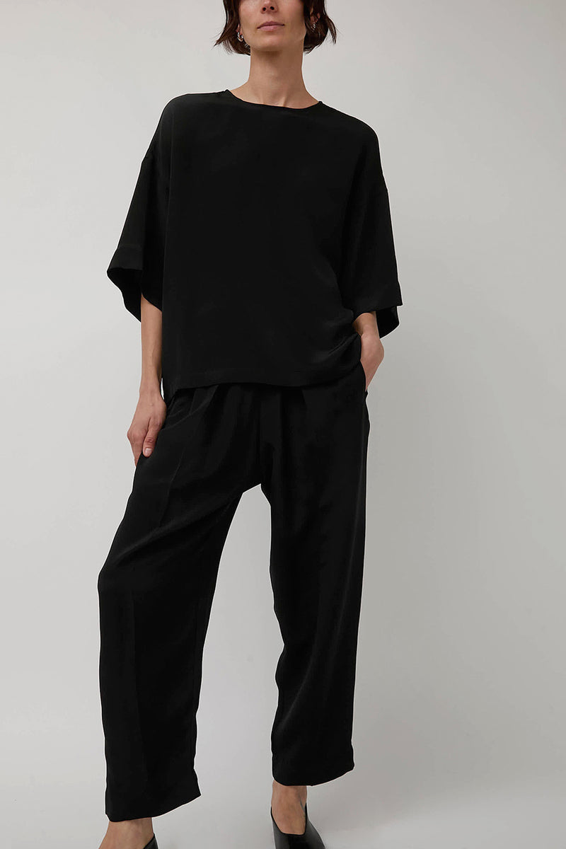 Modern Weaving Silk Tee in Black