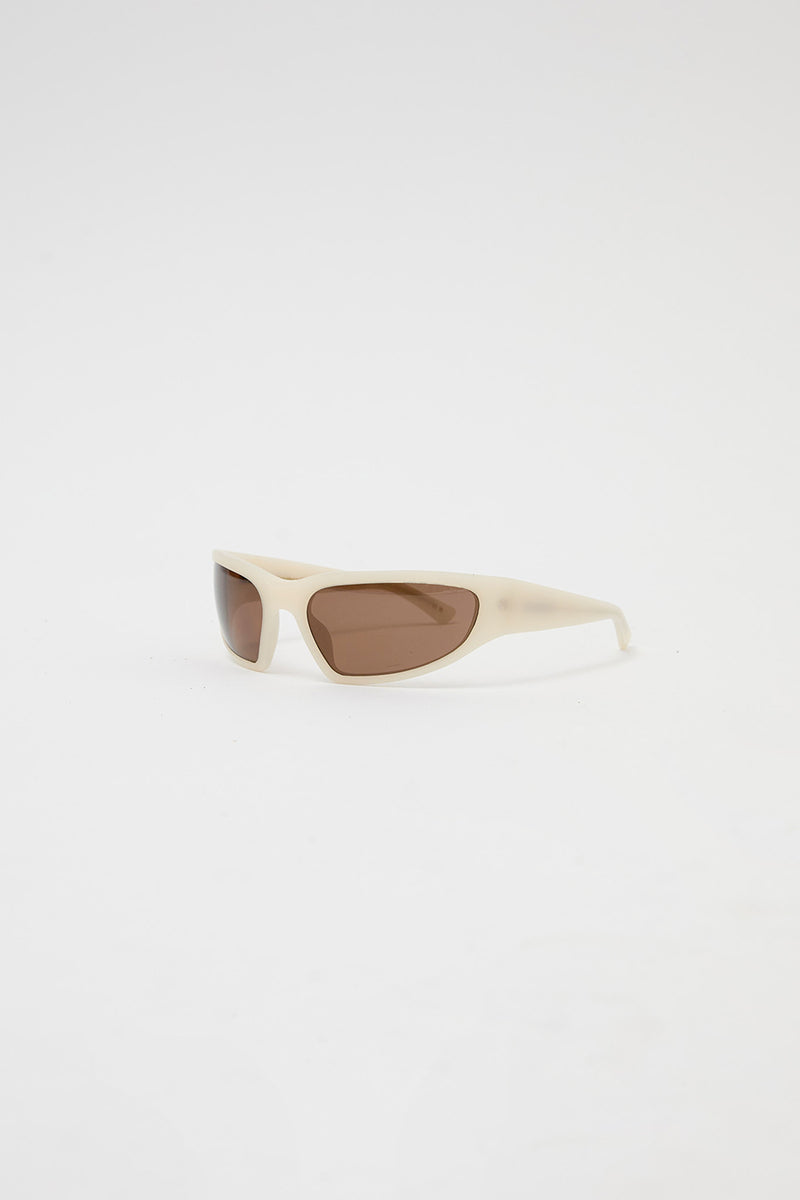 Monokel Crow Sunglasses in Matt Pearl