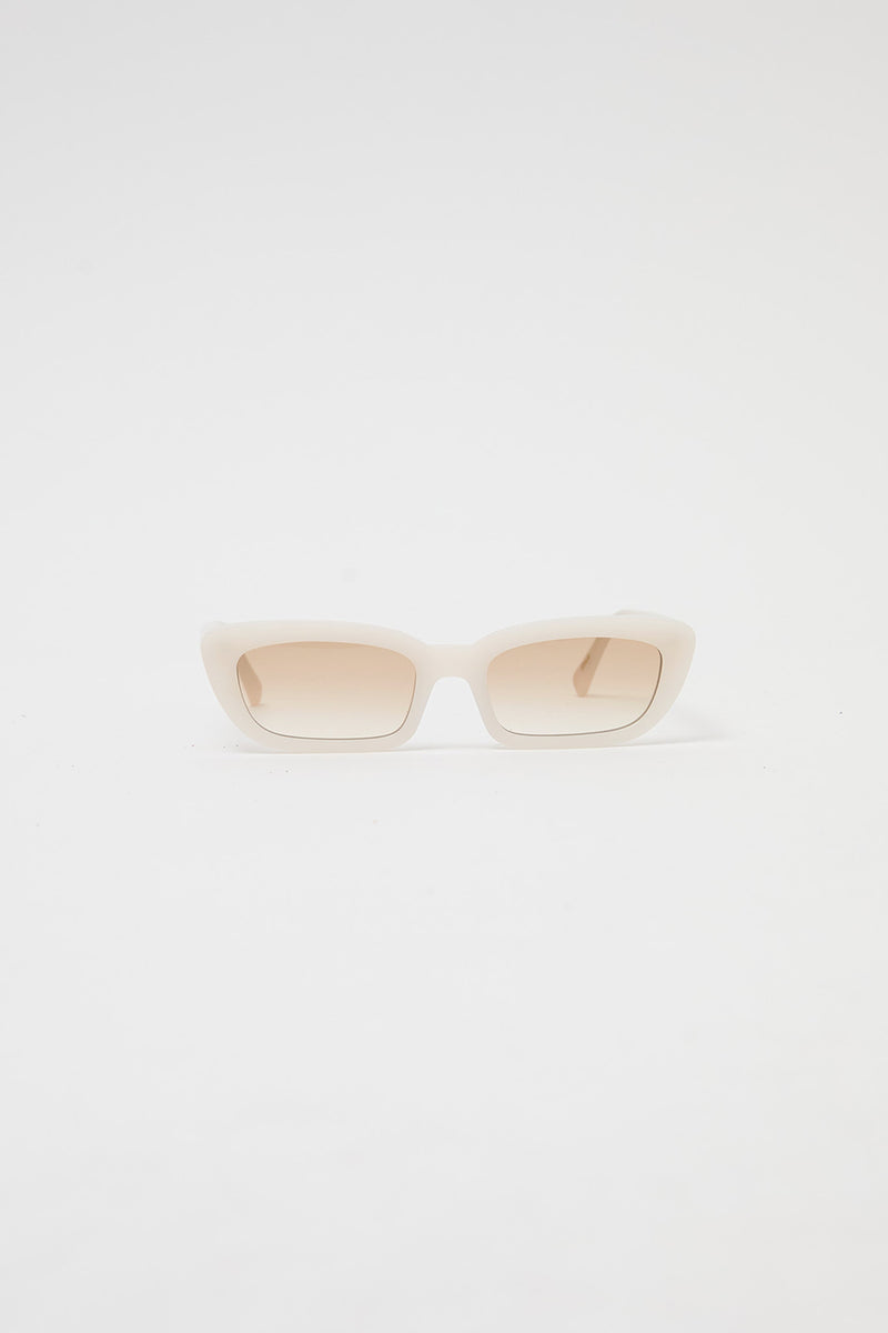 Monokel Nova Sunglasses in Pearl