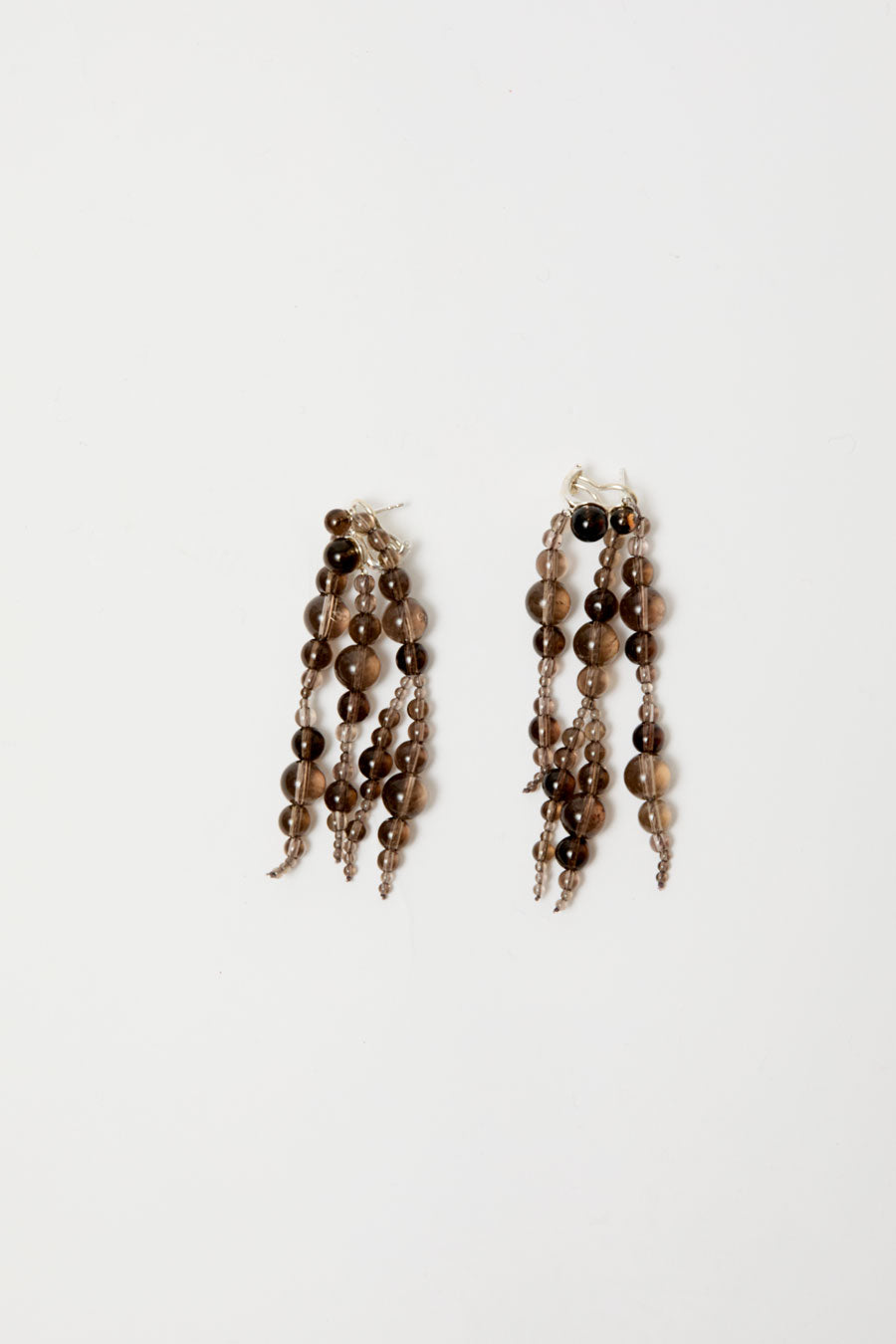 Mussels and Musclels Glyzinia Earrings Short in Smoky Quartz