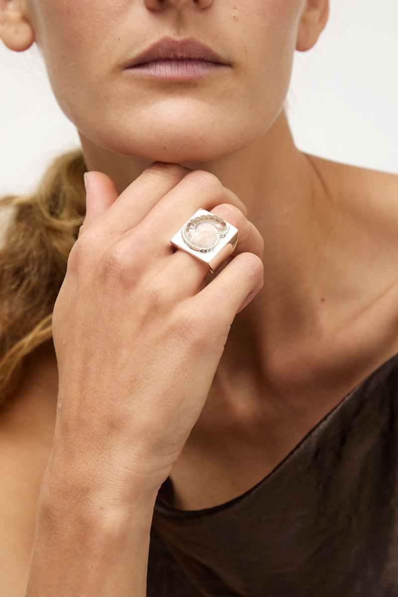 NOMIA Carved Shell Ring in Crystal