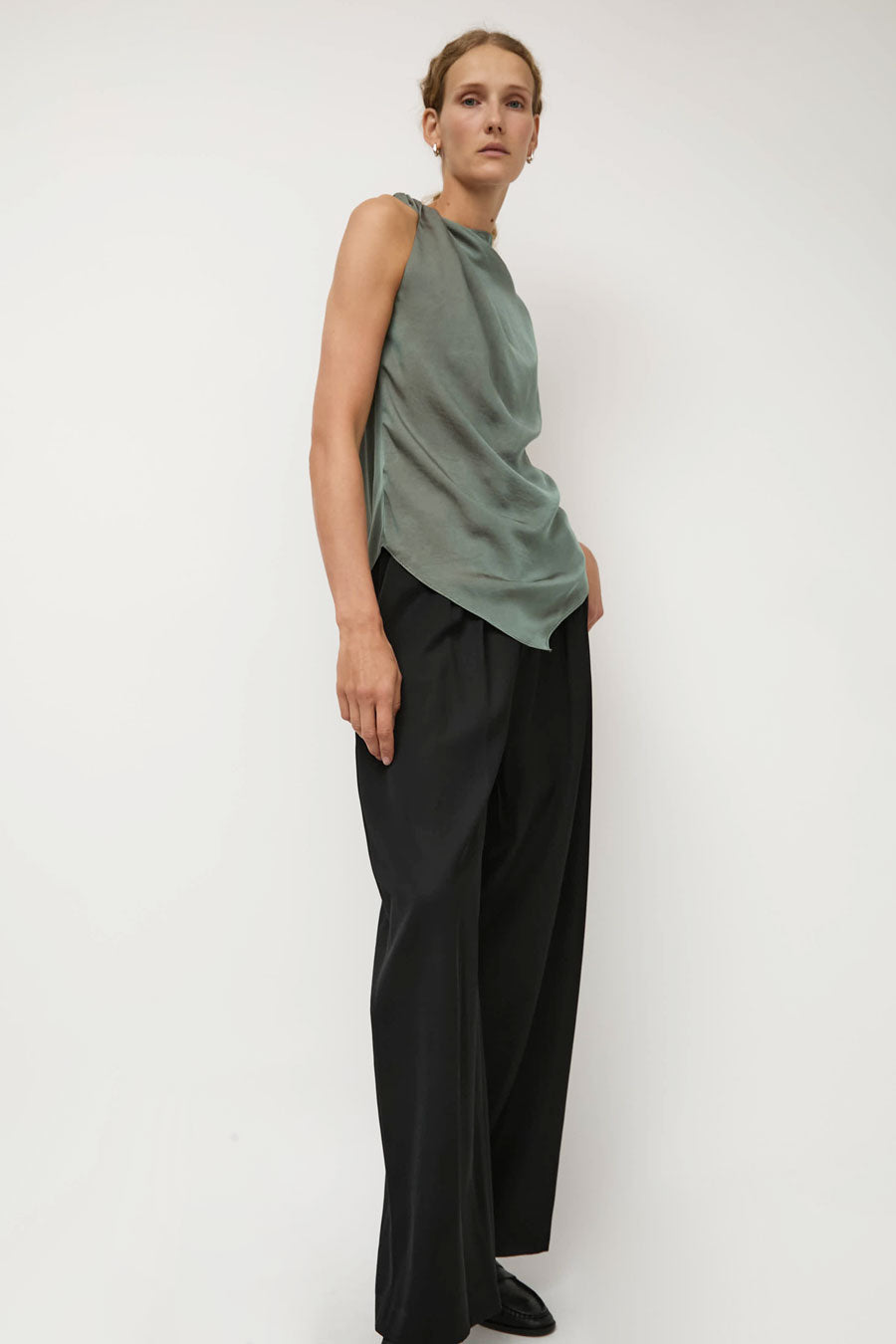 NOMIA Wide Leg Pleated Trouser in Black
