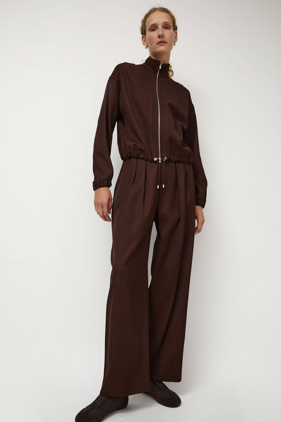 NOMIA Wide Leg Pleated Trouser in Carob