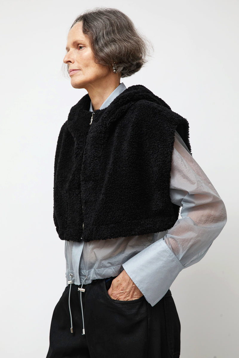 NOMIA Fleece Zip Hood in Black