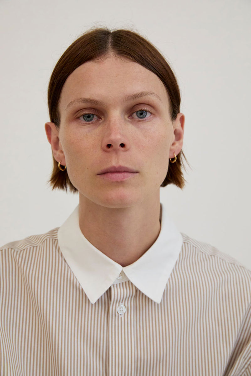 Nina Gordon Ventee Hoops in Gold