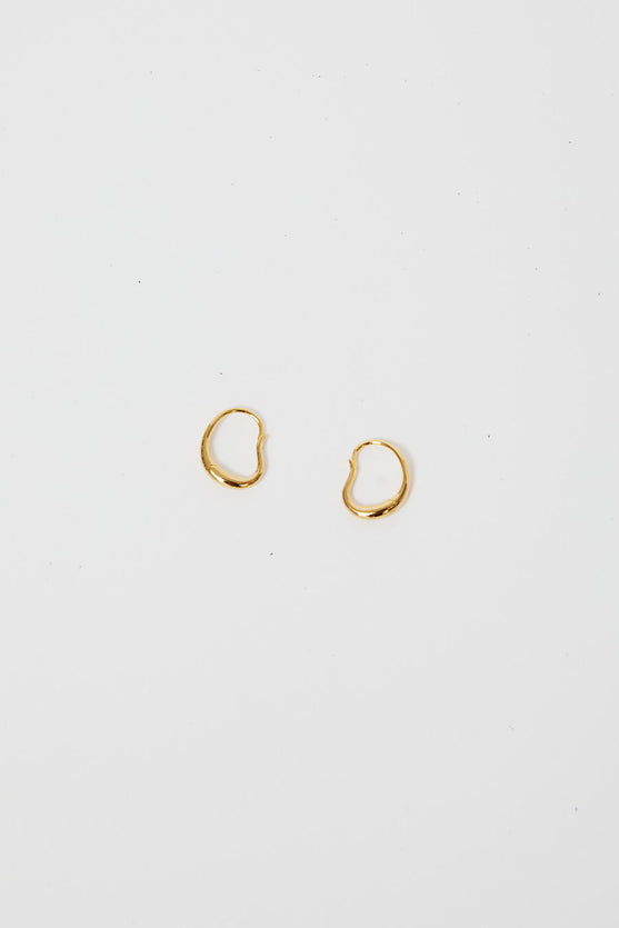 Nina Gordon Ventee Hoops in Gold