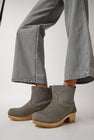 No.6 5" Pull on Shearling Clog Boot on Mid Heel in Smoke Suede