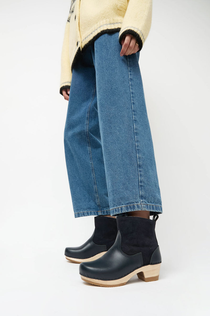 No.6 5" Pull on Shearling Clog Boot on Mid Heel in Navy and Night