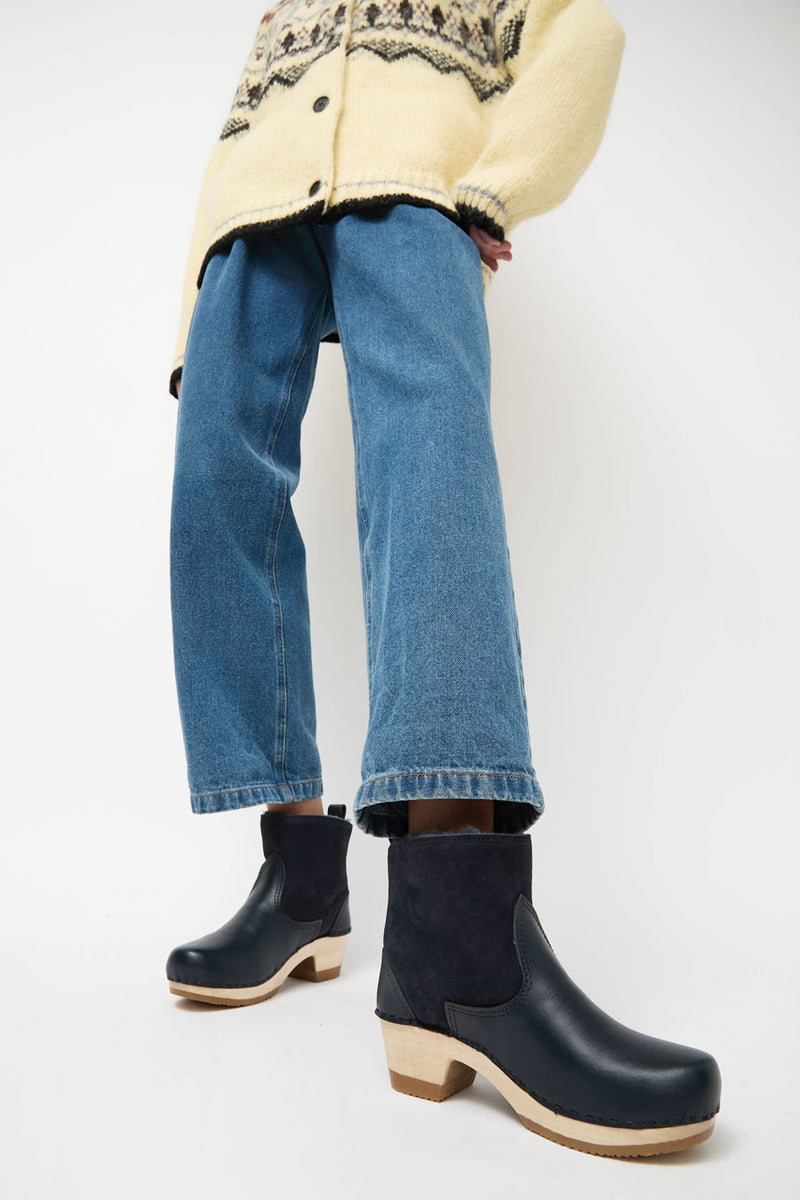 No.6 5" Pull on Shearling Clog Boot on Mid Heel in Navy and Night