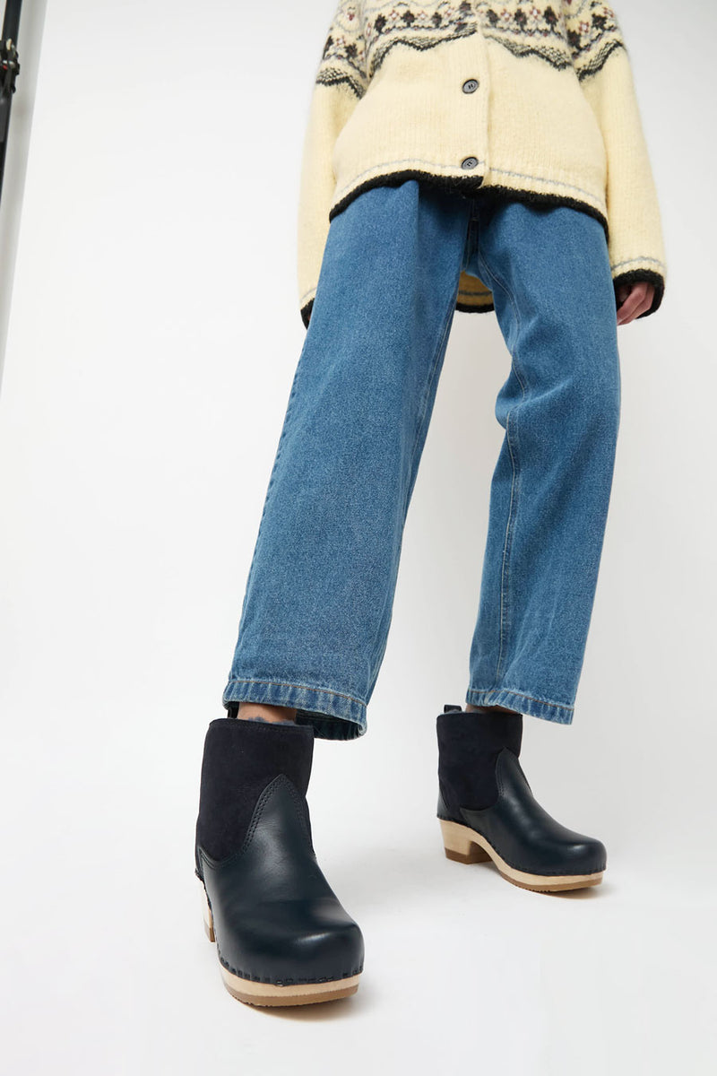 No.6 5" Pull on Shearling Clog Boot on Mid Heel in Navy and Night