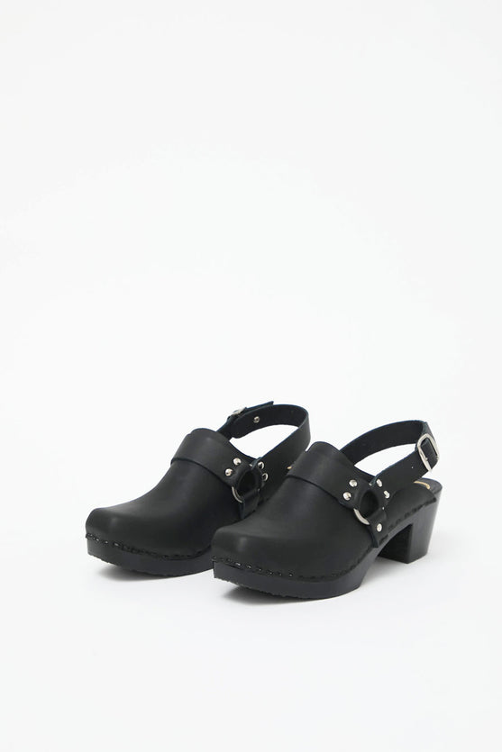 No.6 Arlo Clog on Square Toe Mid Heel in Black on Black Base