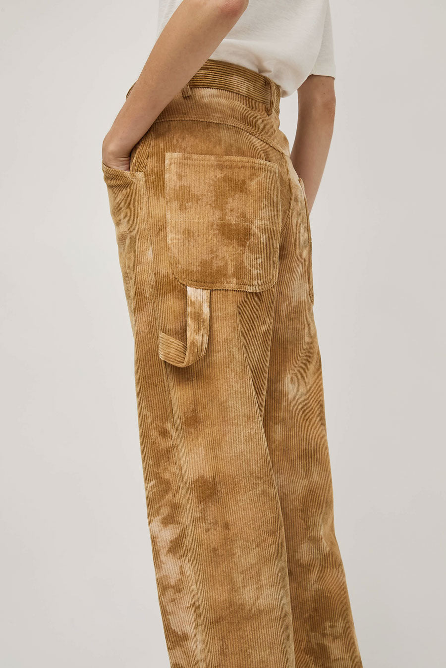 No.6 Avery Jean in Almond Multi