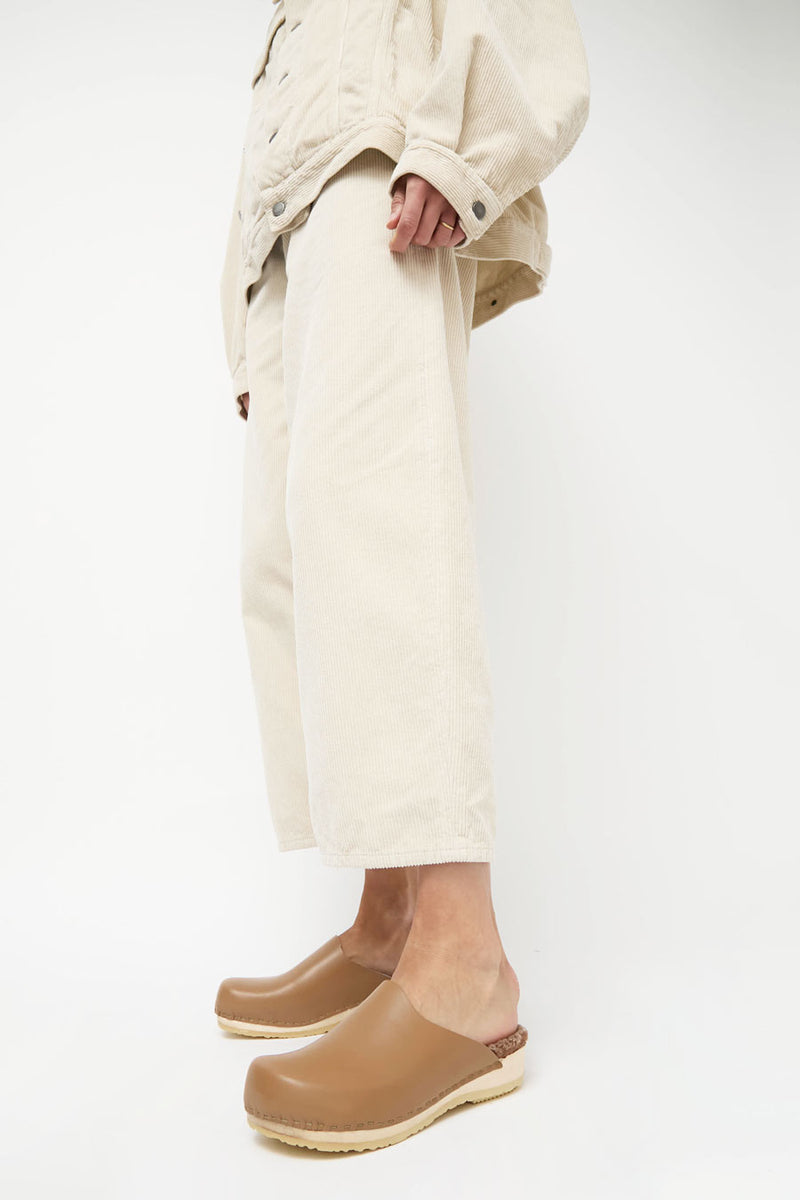 No.6 Contour Clog with Shearling on Flat Base in Khaki and Brown Brisa
