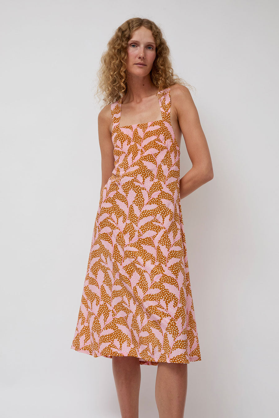No.6 Criss Cross Dress in Tan and Pink Dotted Leaf