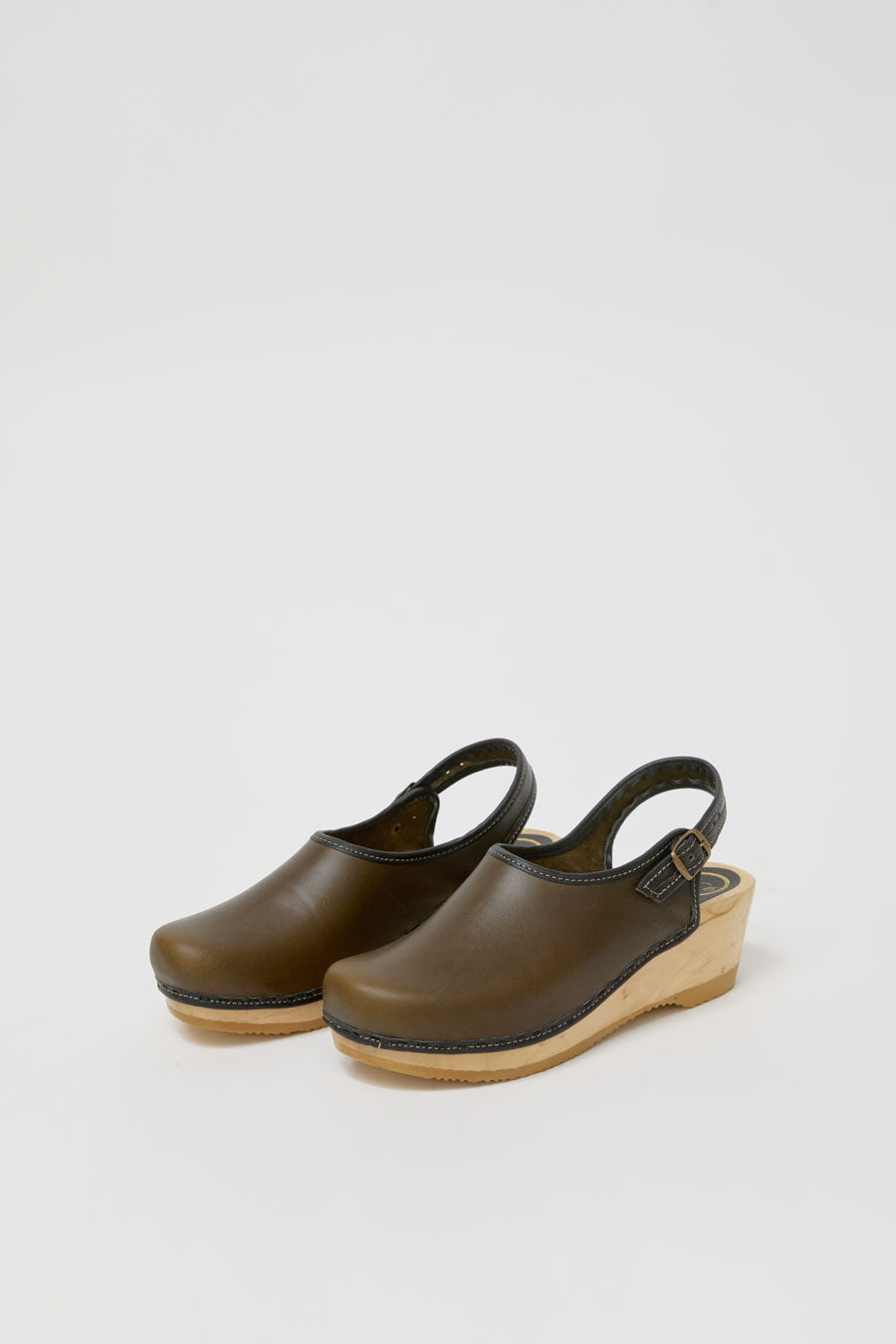 No.6 Daisy Clog on Mid Wedge in Army with Black