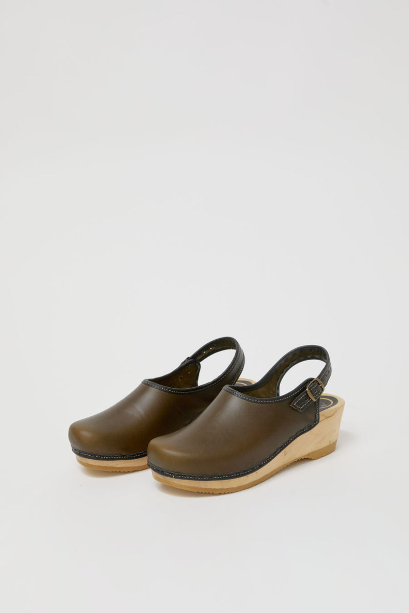 No.6 Daisy Clog on Mid Wedge in Army with Black
