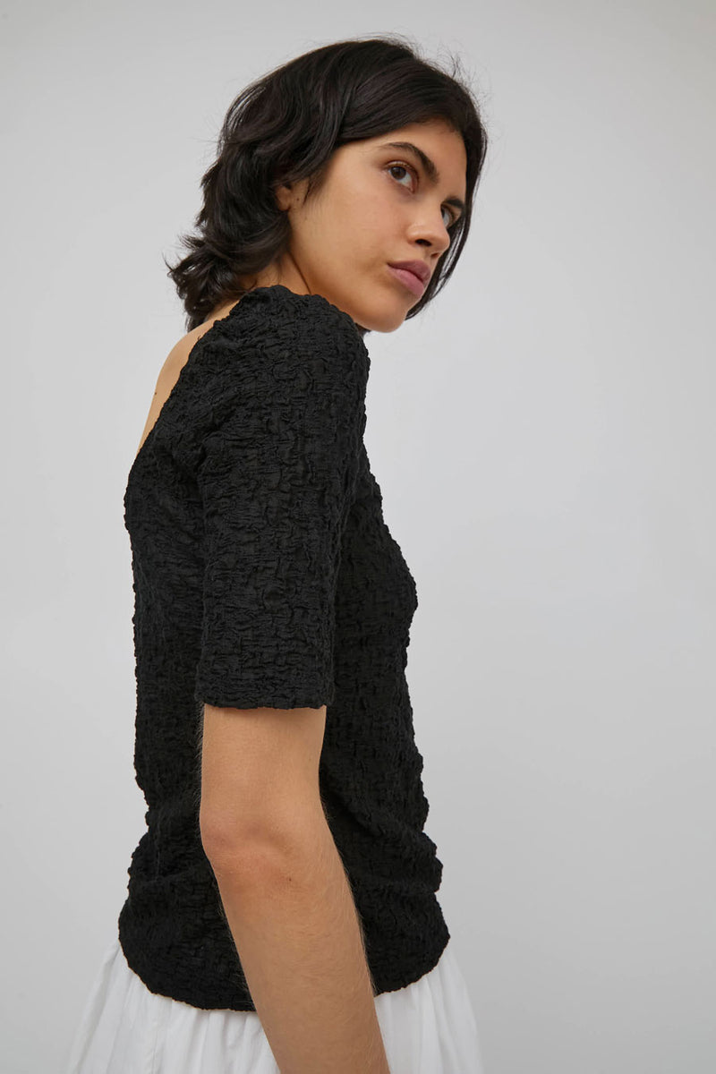 No.6 Eclipse Top in Black