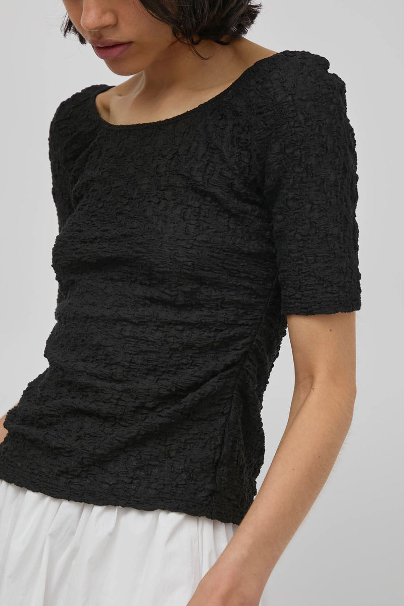 No.6 Eclipse Top in Black