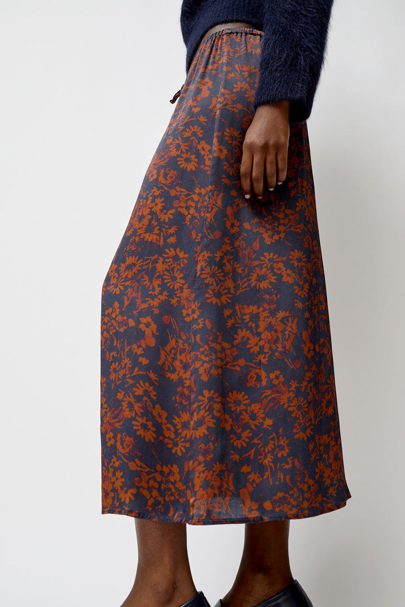 No.6 Inez Skirt in Rust and Navy Garden