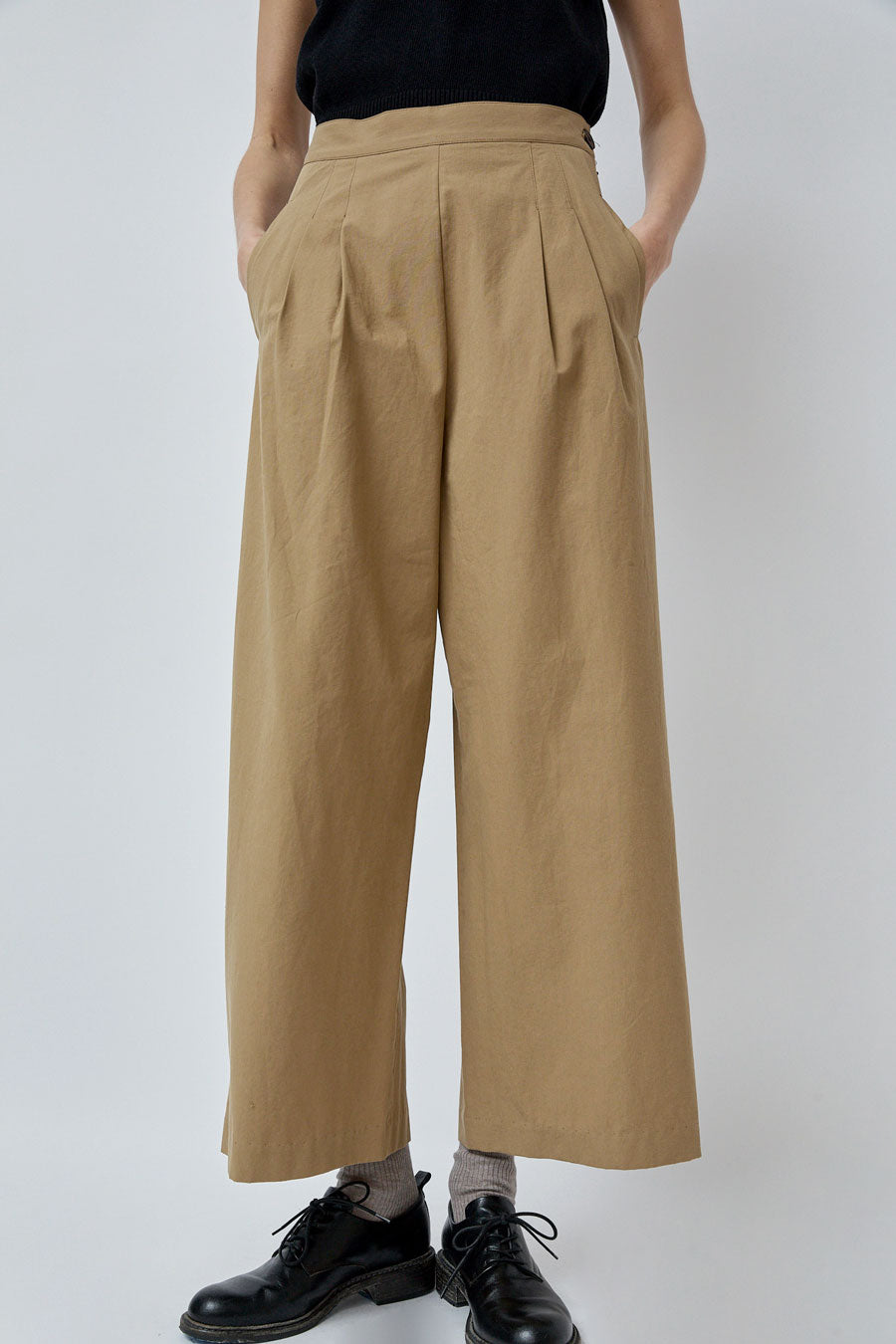 No.6 Jacob Pant in Khaki