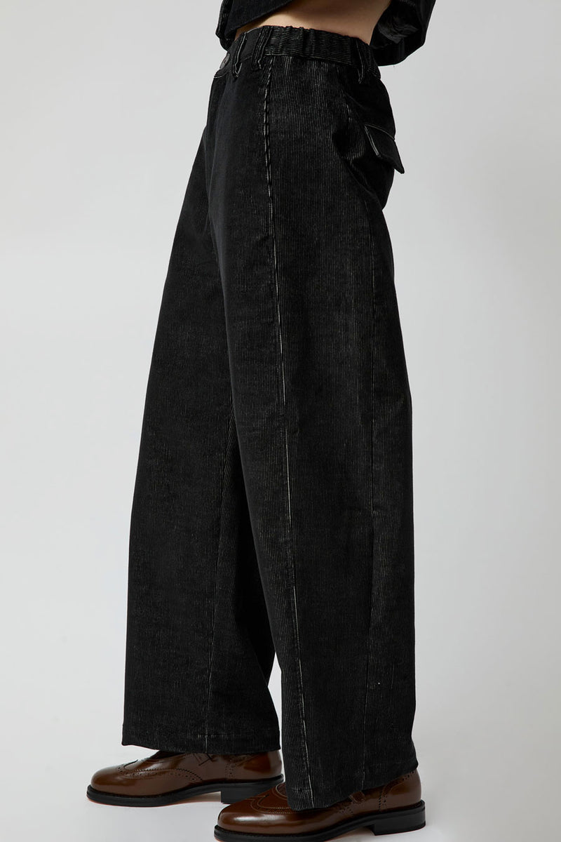 No.6 Justin Pant in Black