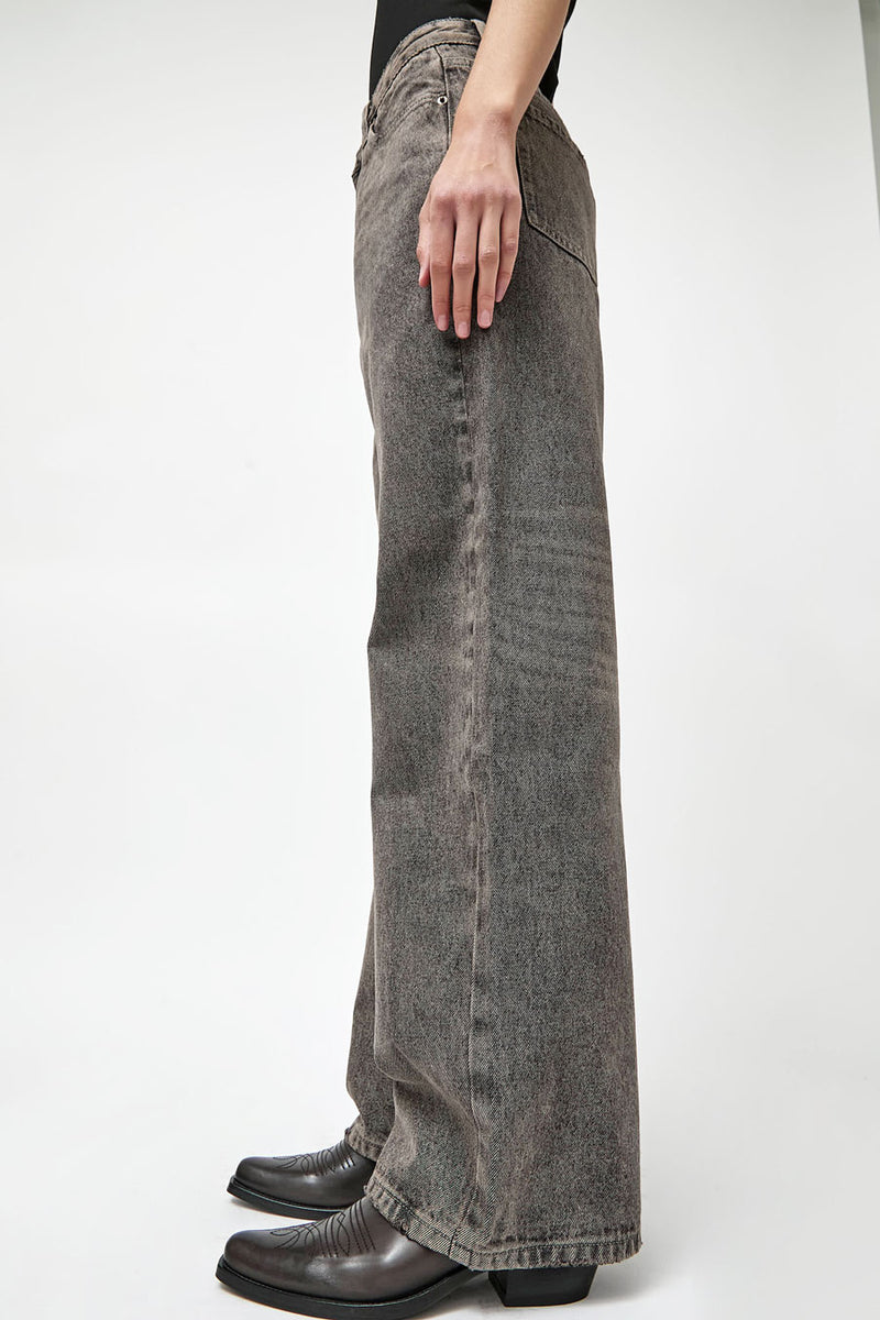 No.6 Leo Jean in Grey Wash