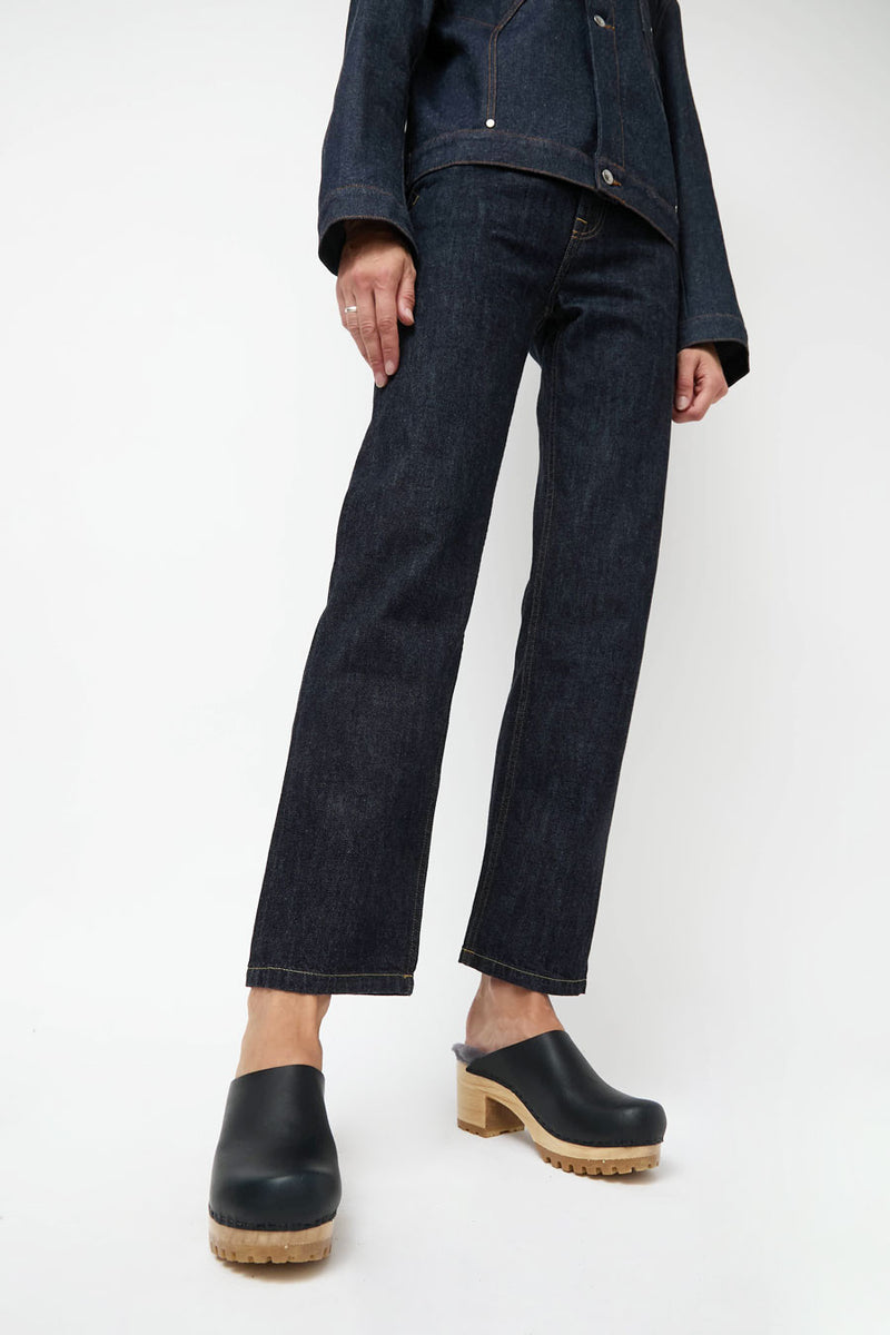No.6 Liza Clog on Mid Tread in Indigo with Haze Shearling