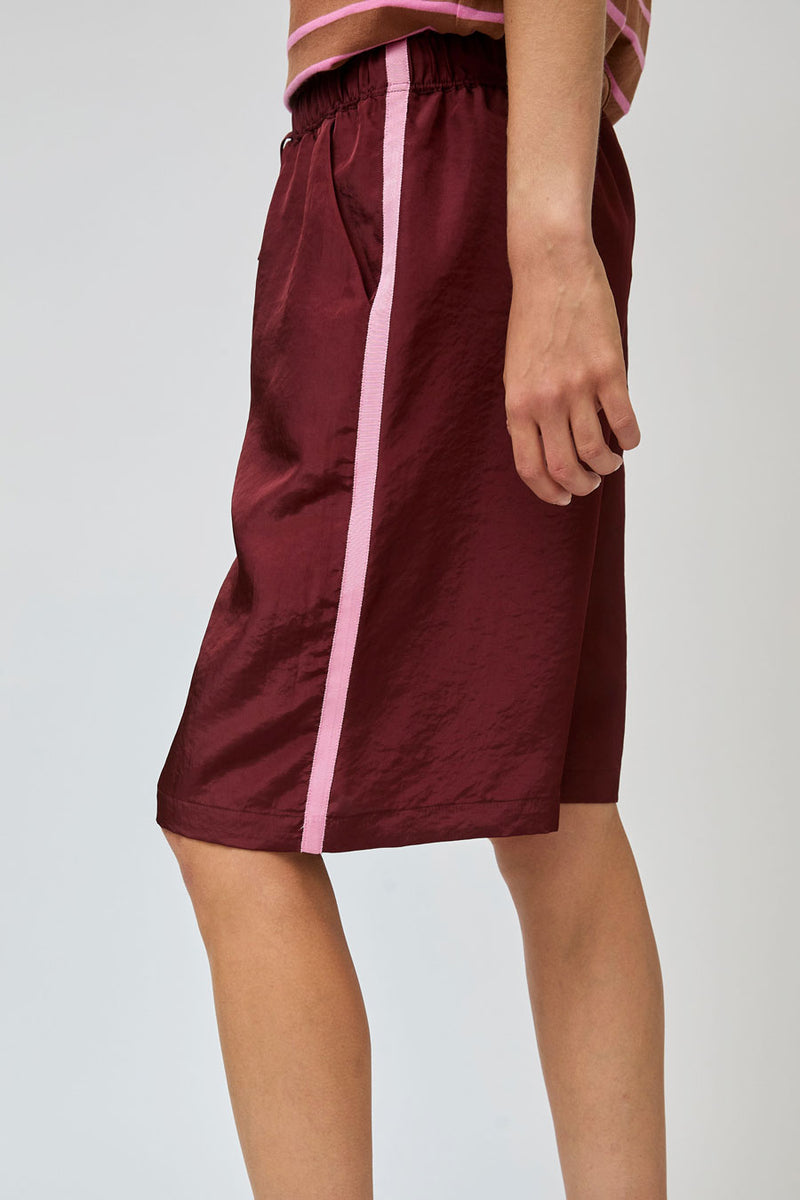 No.6 Polo Short in Garnet